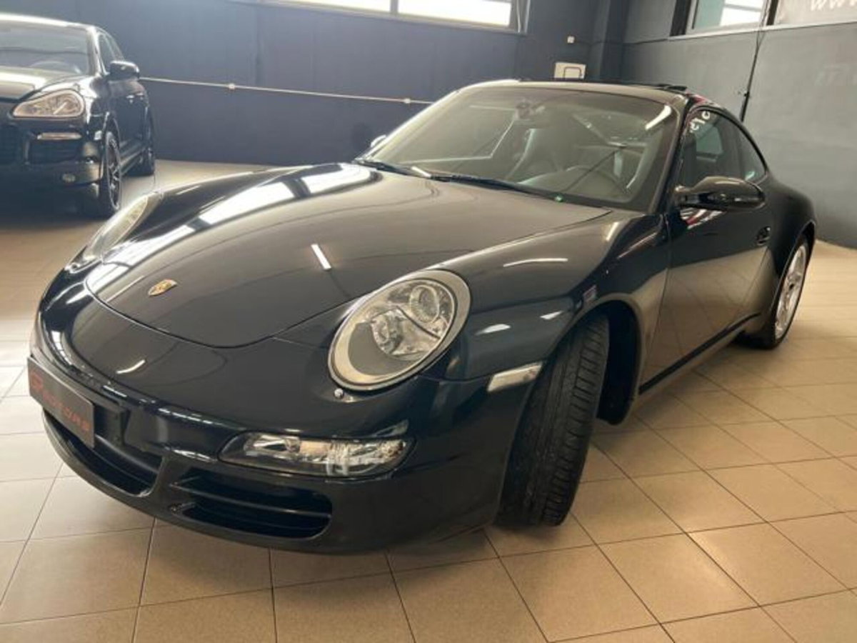 Porsche 911 Coupé Carrera 4 (7)