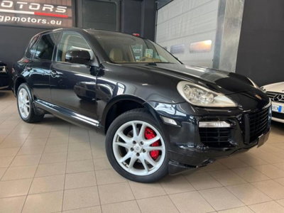 Porsche Cayenne 4.8 Turbo (2)