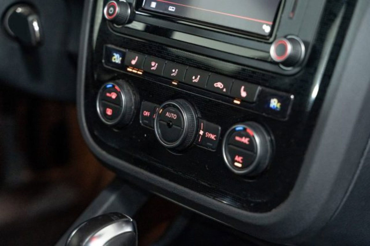 Volkswagen Scirocco 2.0 TSI DSG (18)