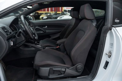 Volkswagen Scirocco 2.0 TSI DSG (3)