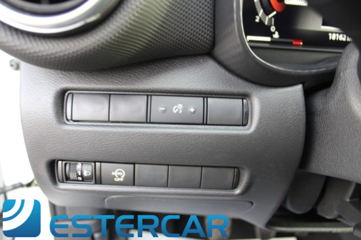 Nissan Juke 1.0 dig-t N-Connecta 114cv (7)