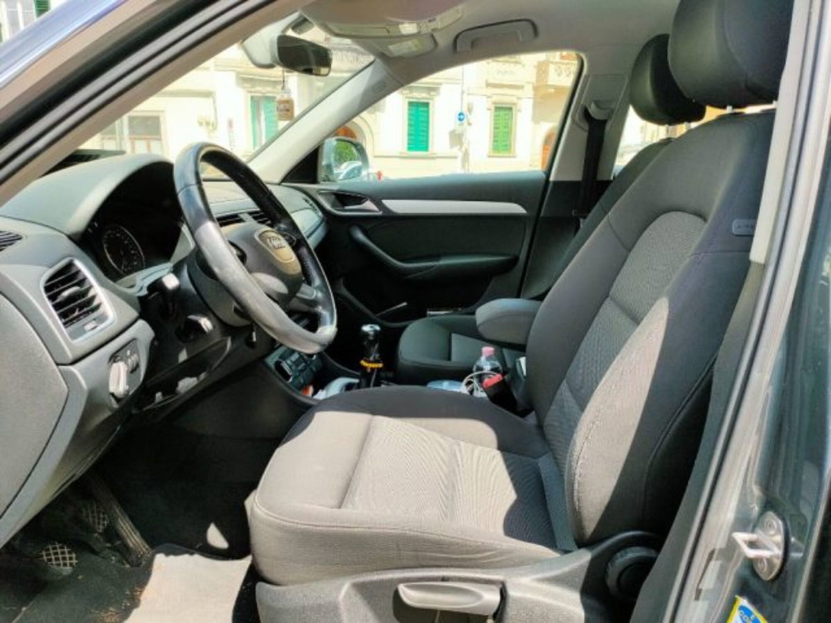 Audi Q3 2.0 TDI 150 CV quattro Business (12)