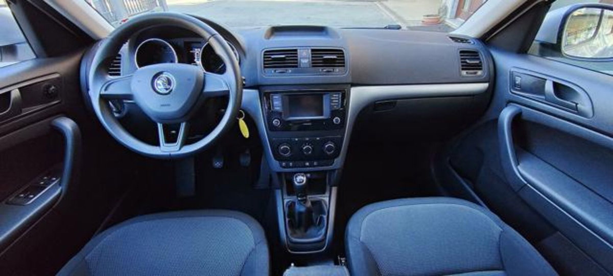 Skoda Yeti Outdoor 2.0 TDI SCR 110 CV 4x4 Ambition (14)