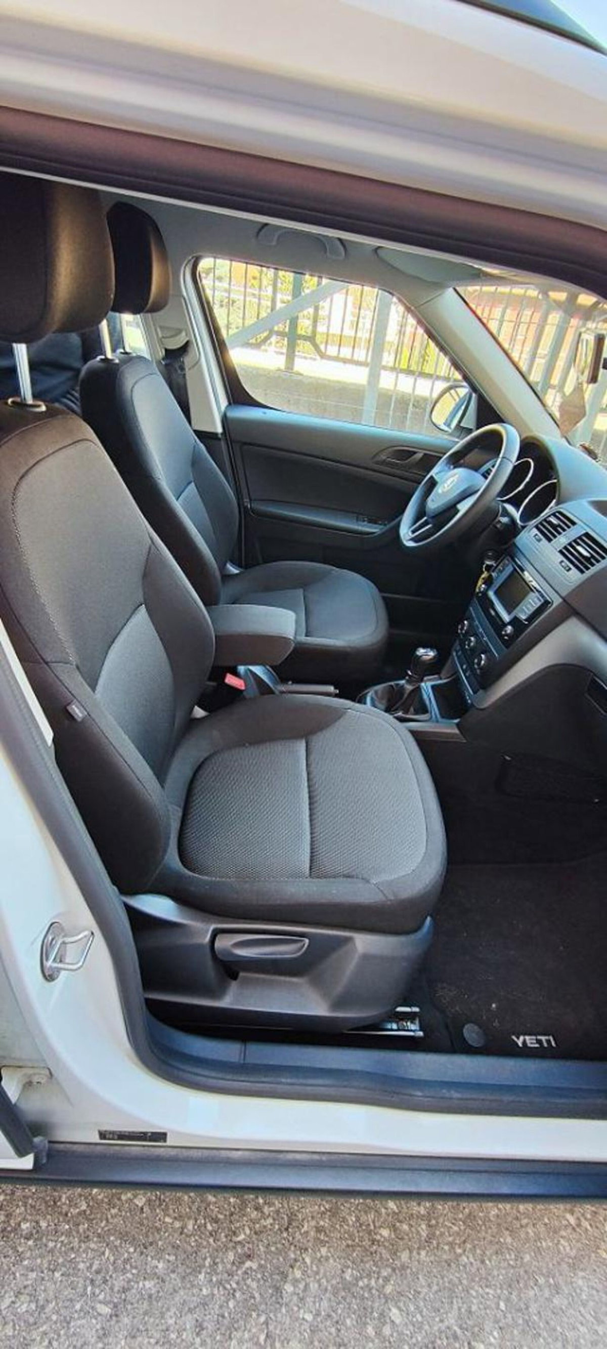 Skoda Yeti Outdoor 2.0 TDI SCR 110 CV 4x4 Ambition (6)