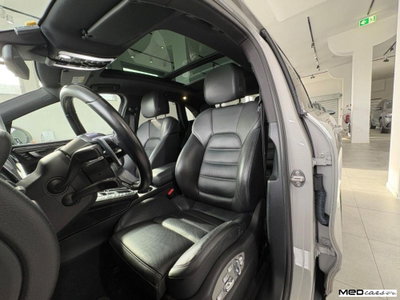Porsche Macan S (10)