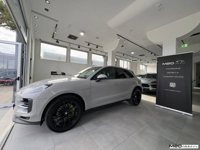 Porsche Macan S (3)