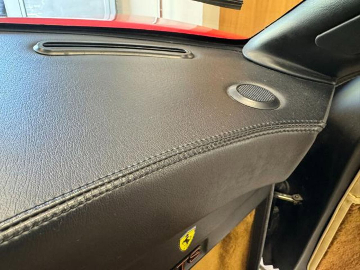 Ferrari 328 328 GTS (13)
