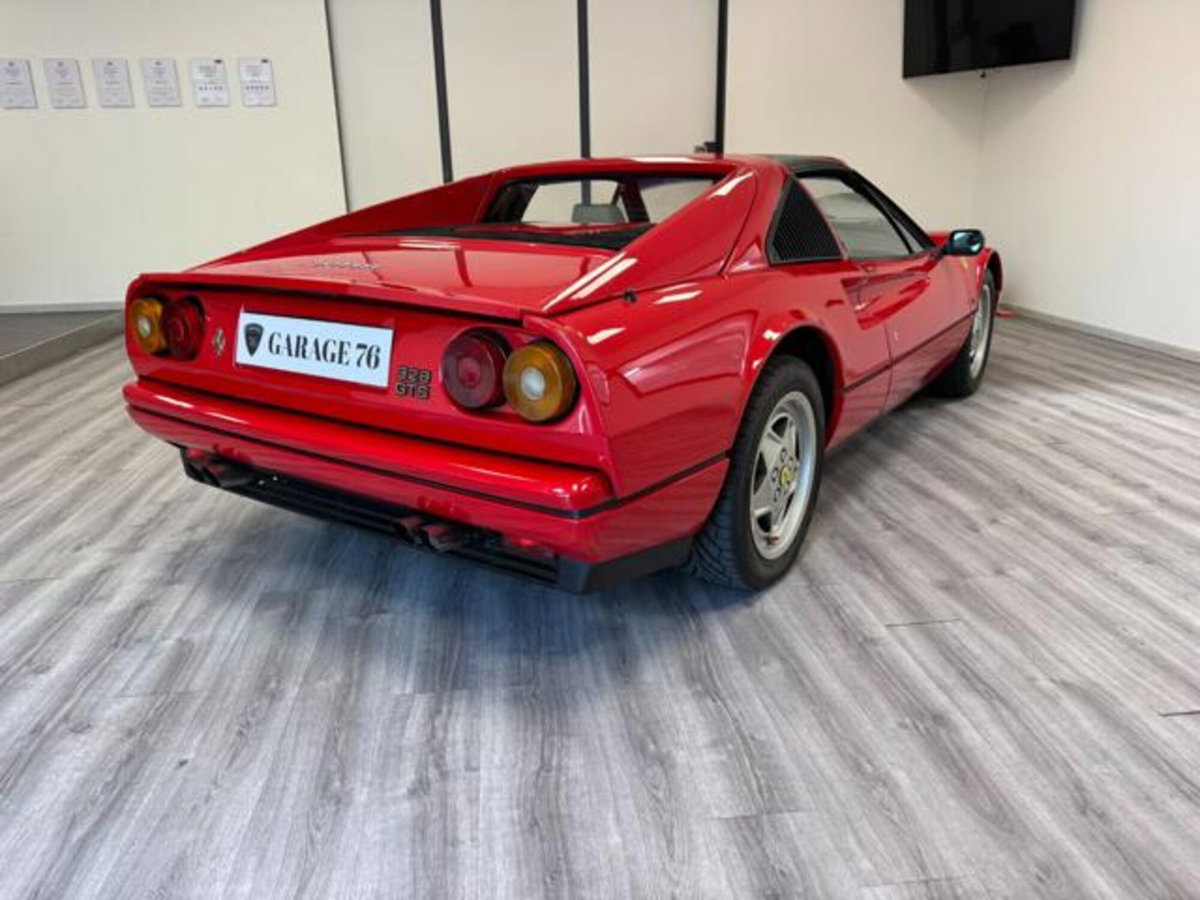 Ferrari 328 328 GTS (4)
