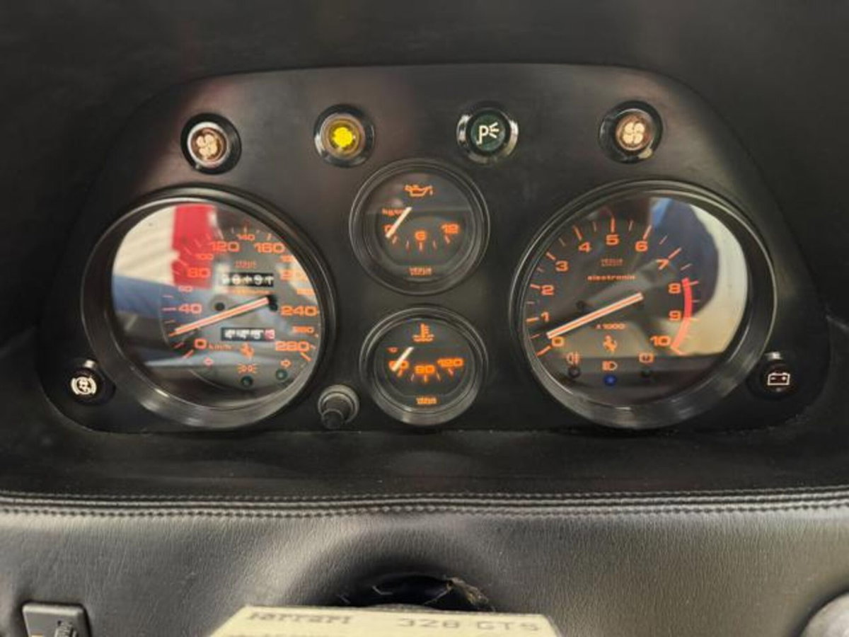 Ferrari 328 328 GTS (9)