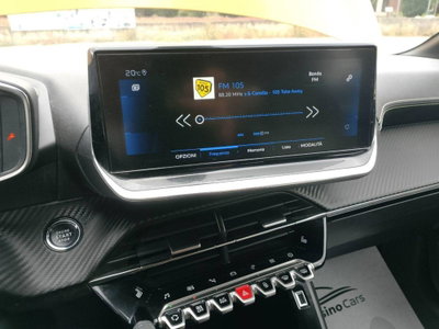 Peugeot 208 PureTech 130 Stop&Start EAT8 5 porte GT Line (16)