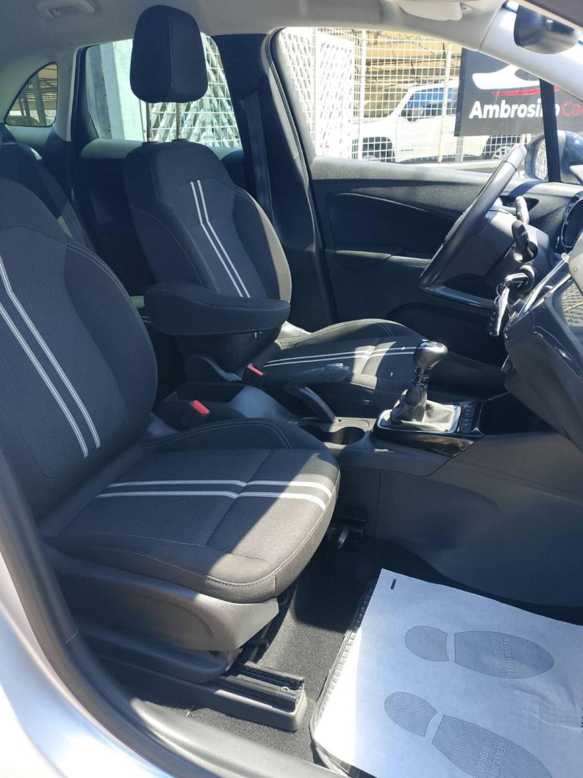 Opel Crossland 1.5 ecotec Ultimate 110cv (8)
