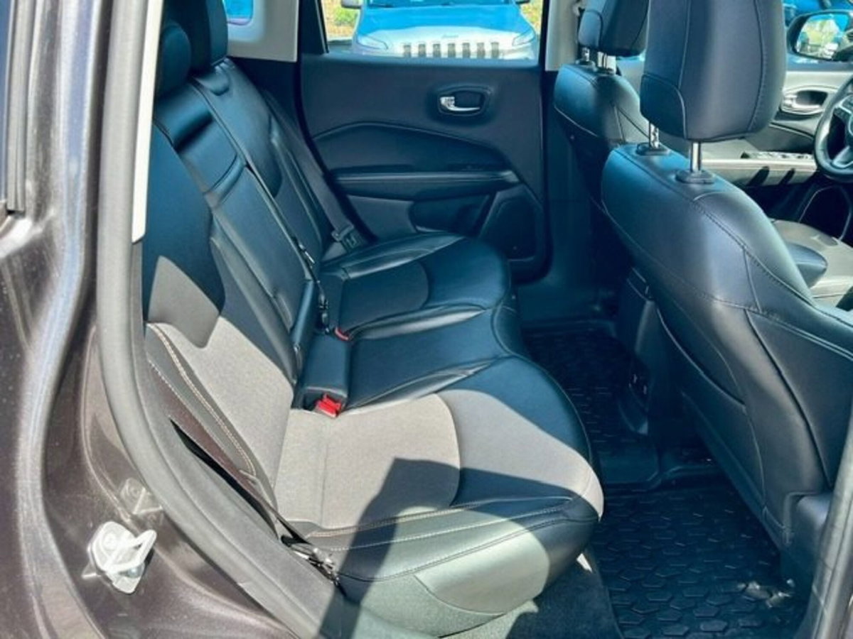 Jeep Compass 1.4 MultiAir 2WD Longitude (11)