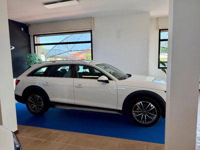 Audi A4 Allroad 40 TDI 190 CV S tronic Identity Contrast (4)
