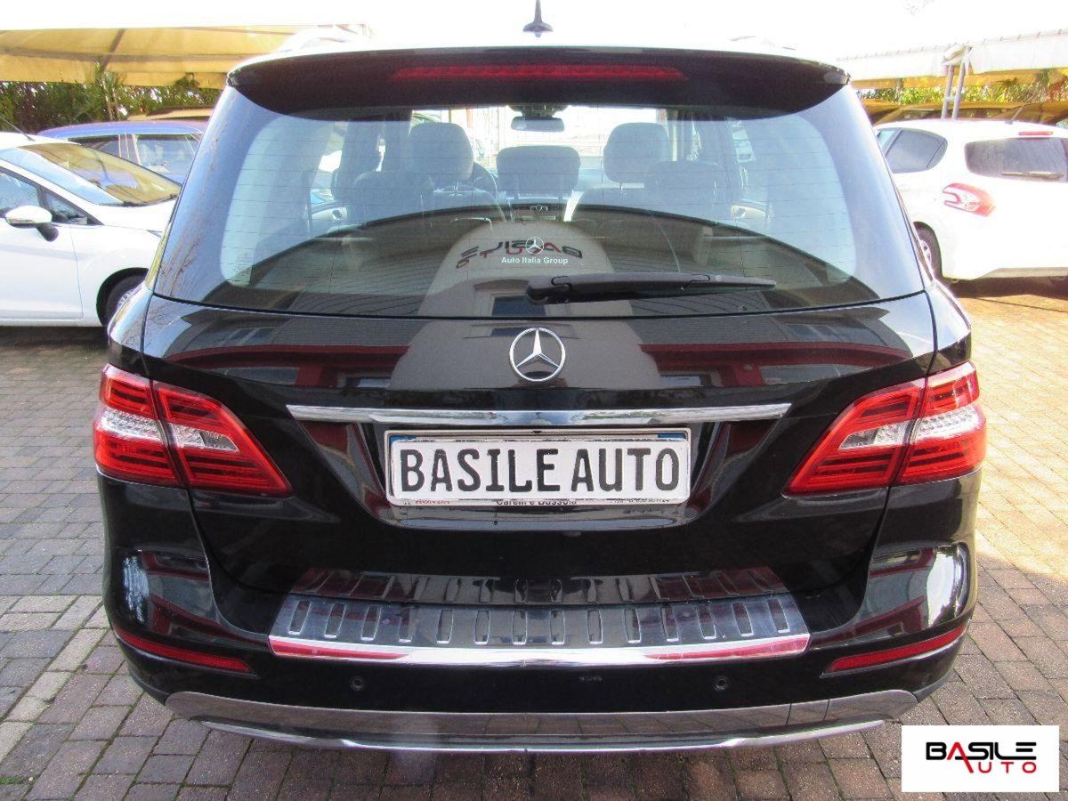 Mercedes-Benz Classe ML 250 BlueTEC 4Matic Premium (4)