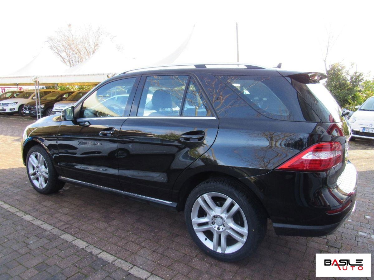 Mercedes-Benz Classe ML 250 BlueTEC 4Matic Premium (6)