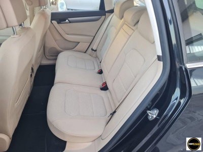 Volkswagen Passat Variant 2.0 TDI Highline BlueM.Tech. (11)