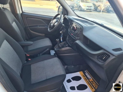 Fiat Doblò 1.4 T-Jet 16V Natural Power Easy (11)