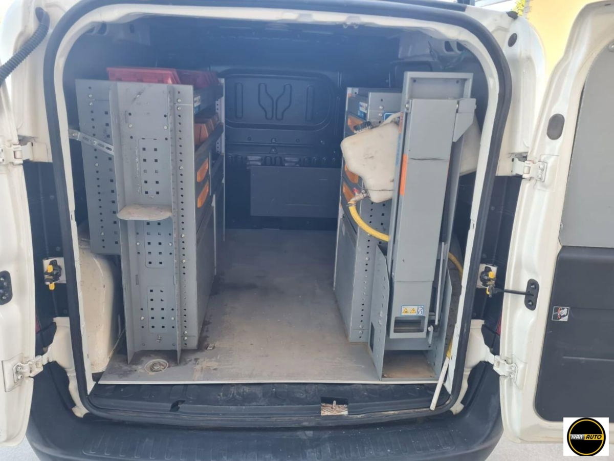 Fiat Doblò 1.4 T-Jet 16V Natural Power Pop (13)