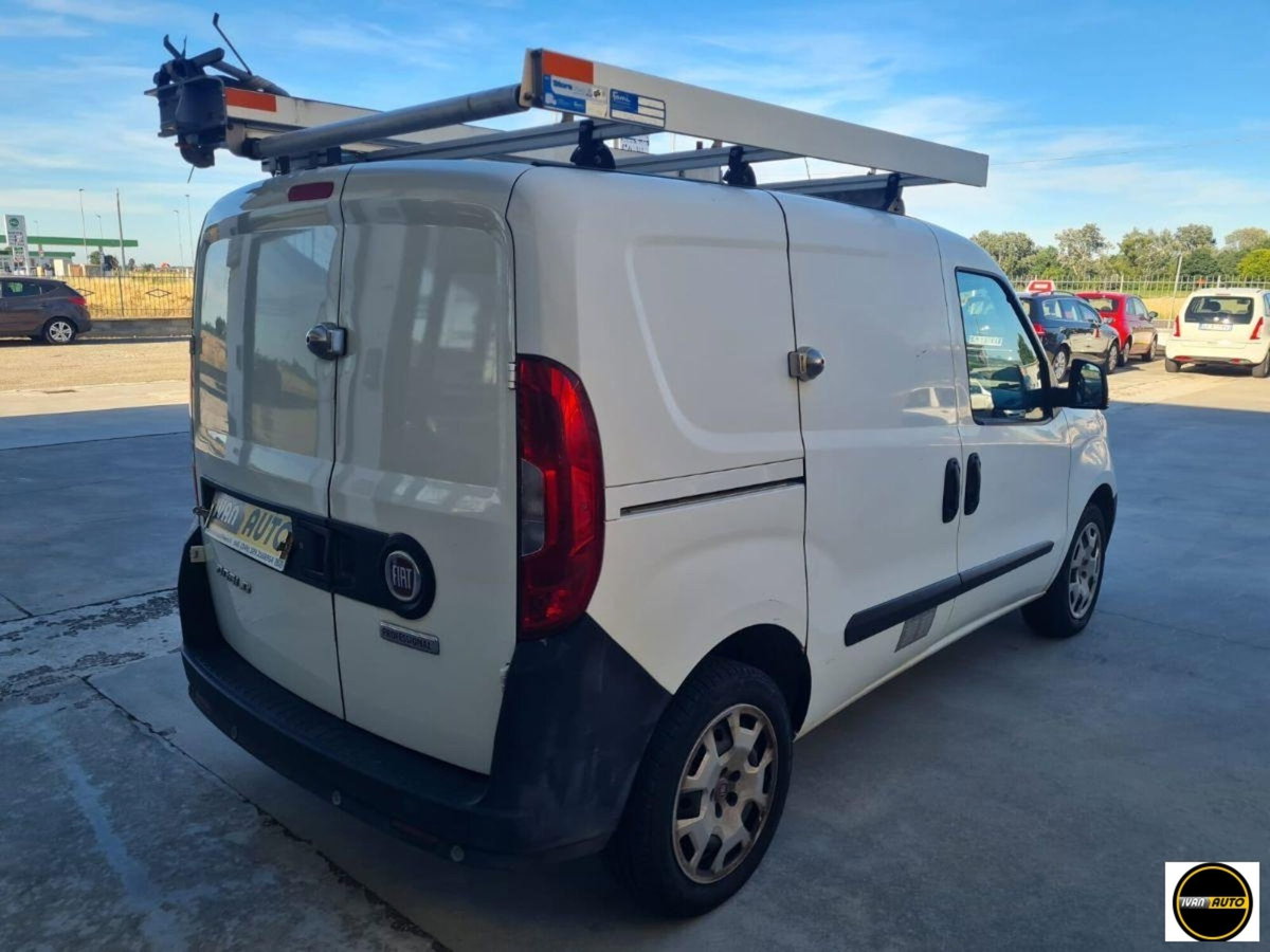 Fiat Doblò 1.4 T-Jet 16V Natural Power Pop (5)