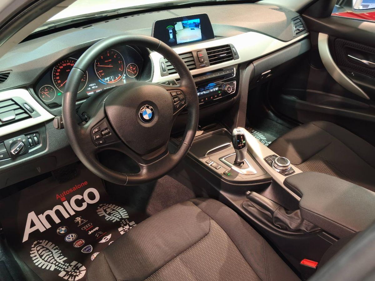 BMW Serie 3 Touring 320d (10)