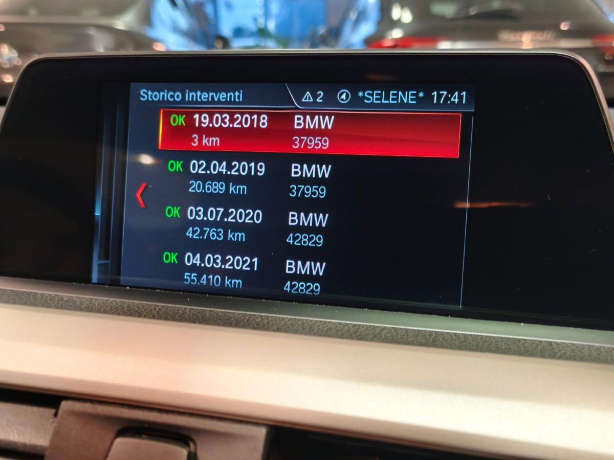 BMW Serie 3 Touring 320d (16)