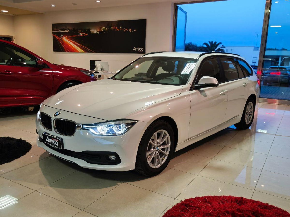 BMW Serie 3 Touring 320d (2)