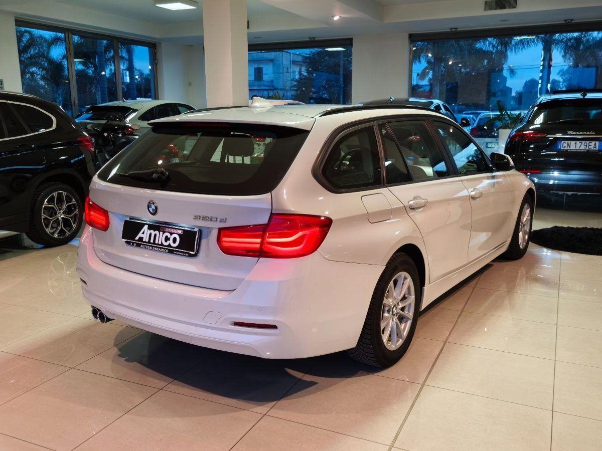 BMW Serie 3 Touring 320d (5)