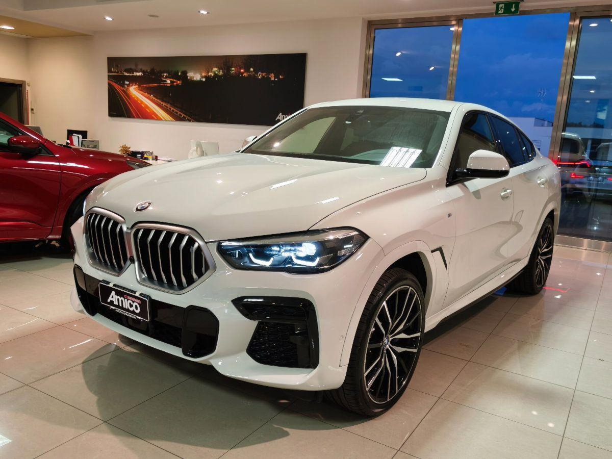 BMW X6 xDrive30d 48V Msport (2)