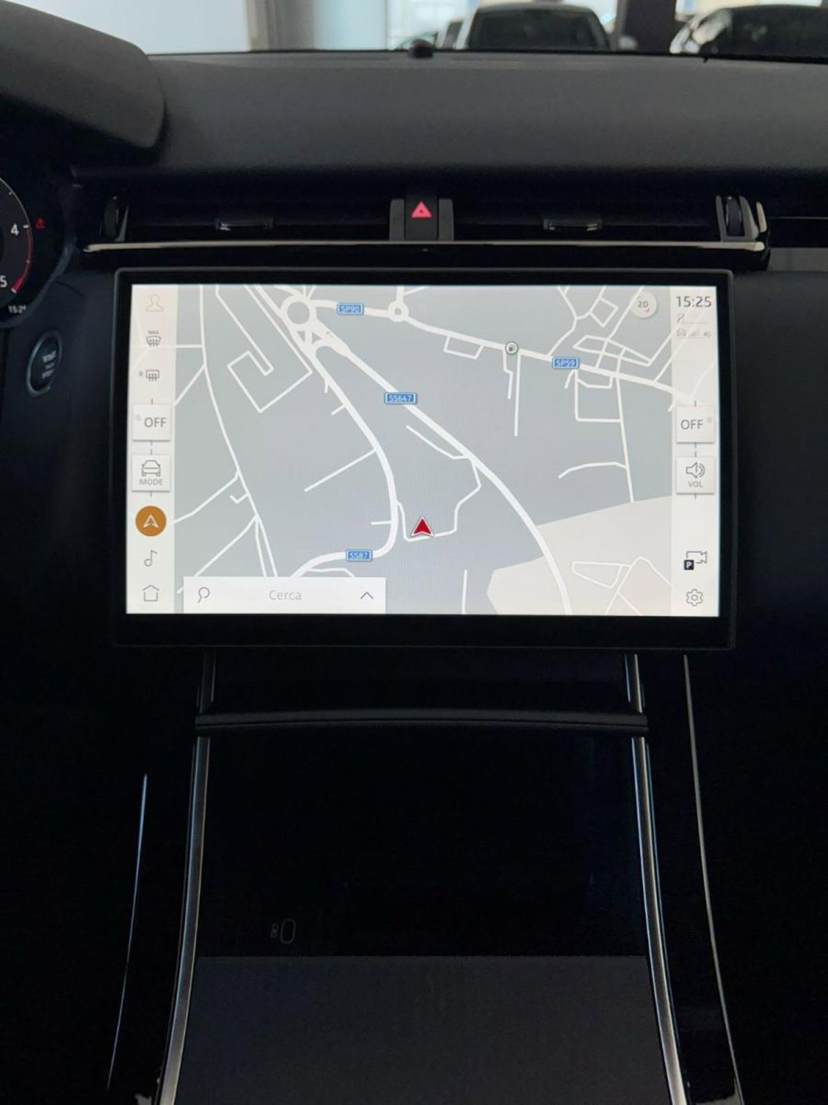 Land Rover Range Rover Velar 2.0D I4 204 CV (16)