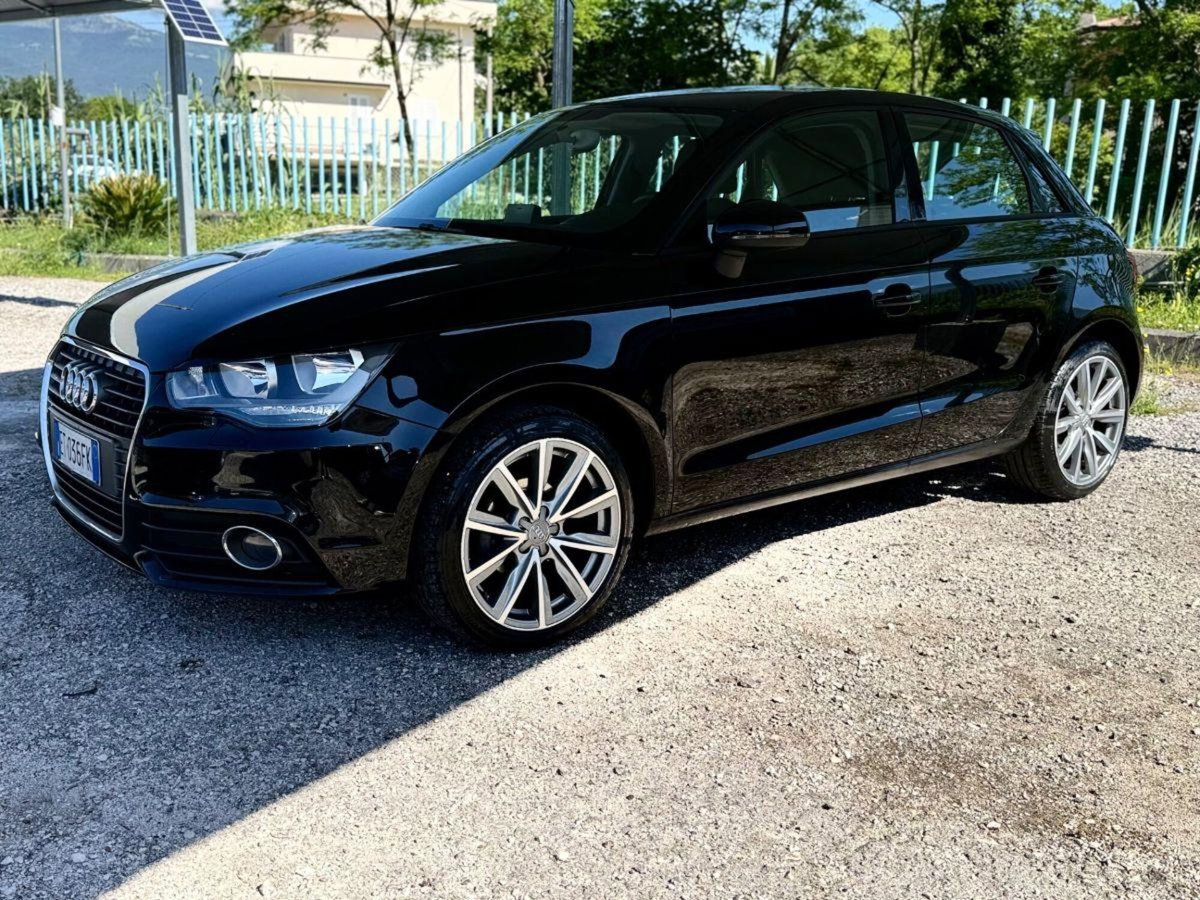 Audi A1 Sportback 1.6 TDI Attraction (3)