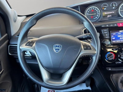 Lancia Ypsilon 1.0 FireFly 5 porte S&S Hybrid Gold Plus (11)