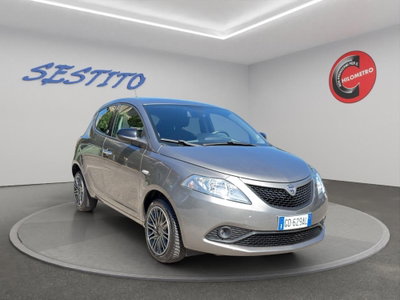 Lancia Ypsilon 1.0 FireFly 5 porte S&S Hybrid Gold Plus (2)