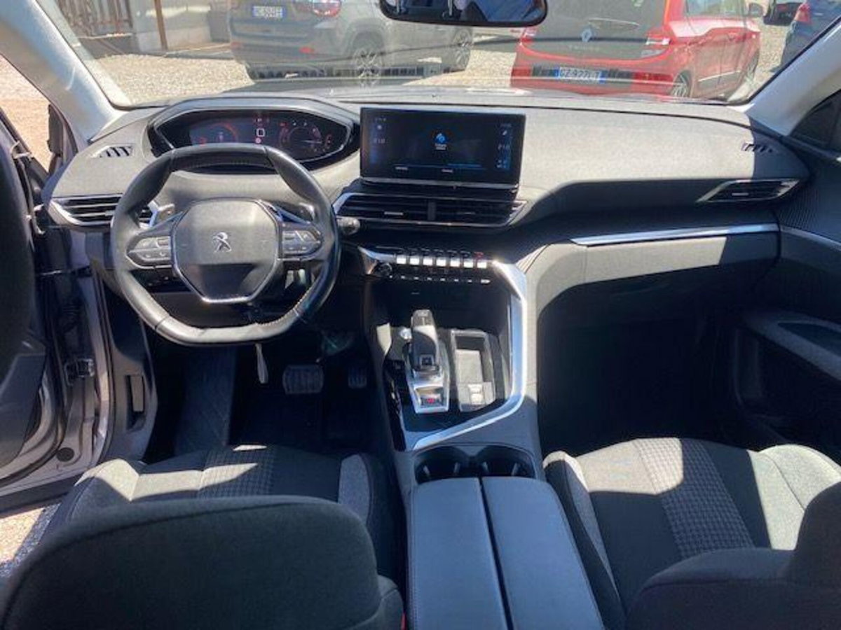 Peugeot 3008 BlueHDi 130 S&S EAT8 Active Business (10)