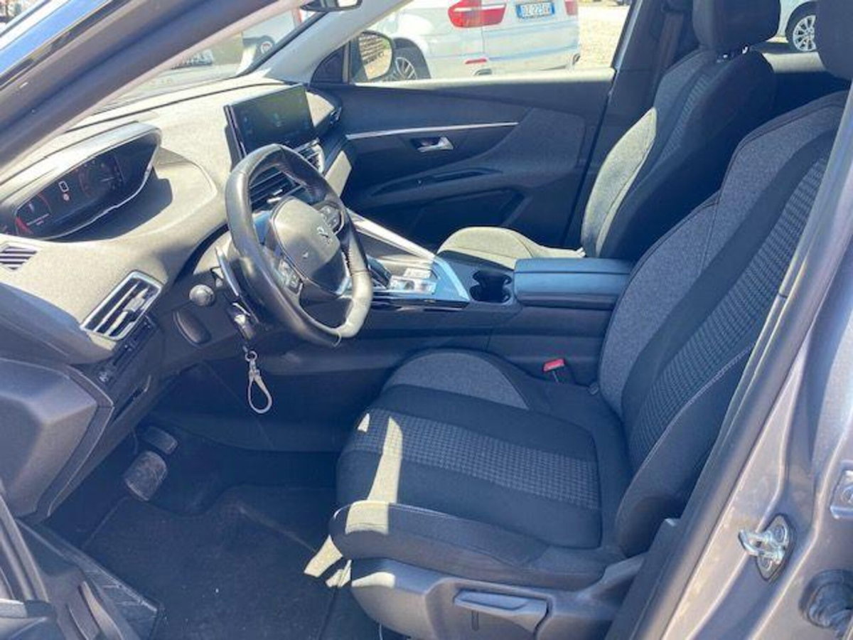 Peugeot 3008 BlueHDi 130 S&S EAT8 Active Business (12)