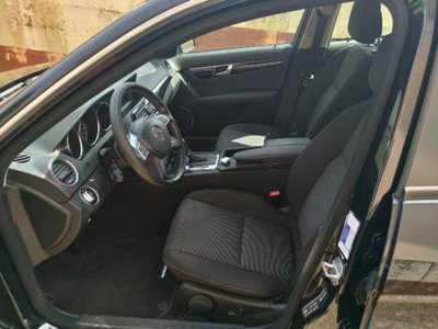 Mercedes-Benz Classe C Station Wagon 200 CDI Elegance (4)