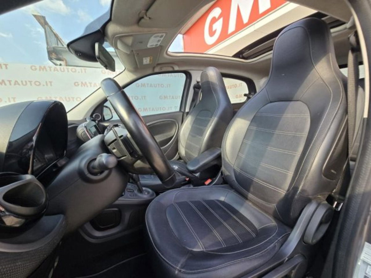 smart forfour forfour 90 0.9 Turbo Brabus Style (10)