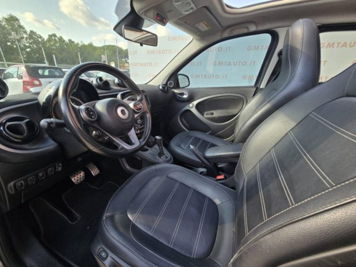 smart forfour forfour 90 0.9 Turbo Brabus Style (12)