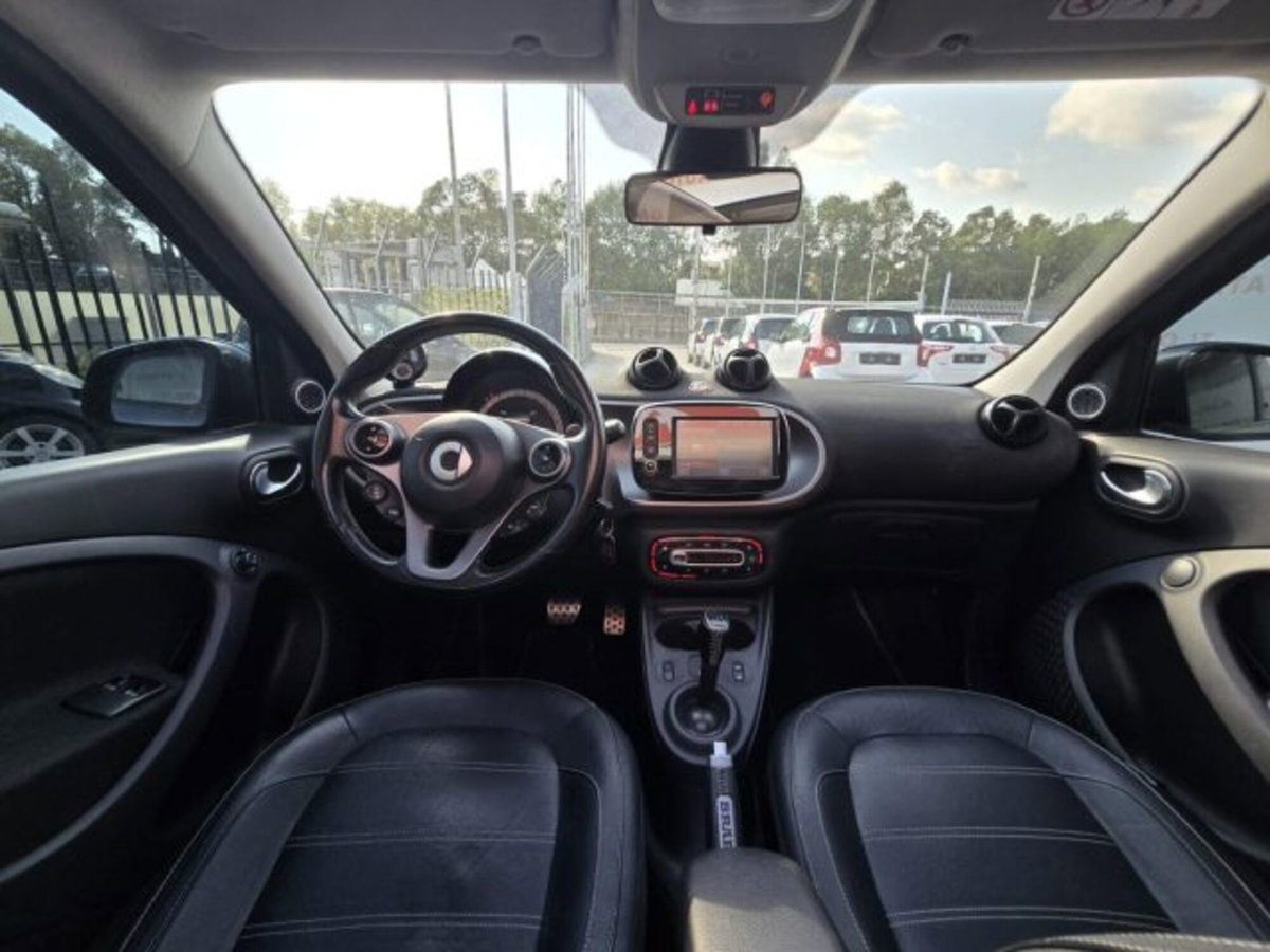 smart forfour forfour 90 0.9 Turbo Brabus Style (13)