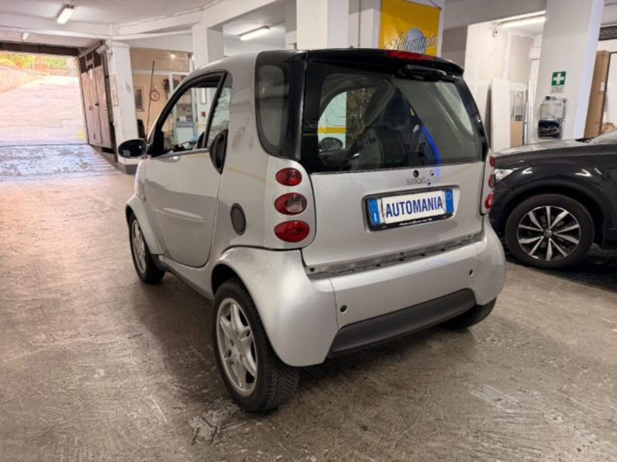 smart Fortwo 700 coupé passion (45 kW) (8)