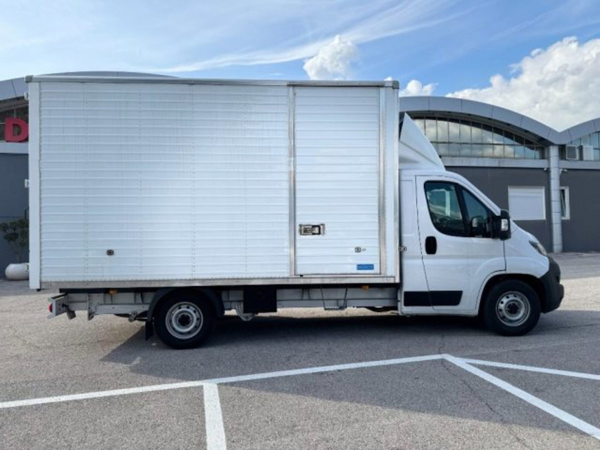 Fiat Ducato Cabinato Cabinato maxi 35 MH1 2.2 mjt3 140cv  AT9 serie 8 (4)