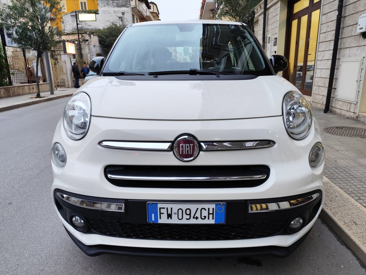 Fiat 500L 1.6 Multijet 120 CV Mirror (2)