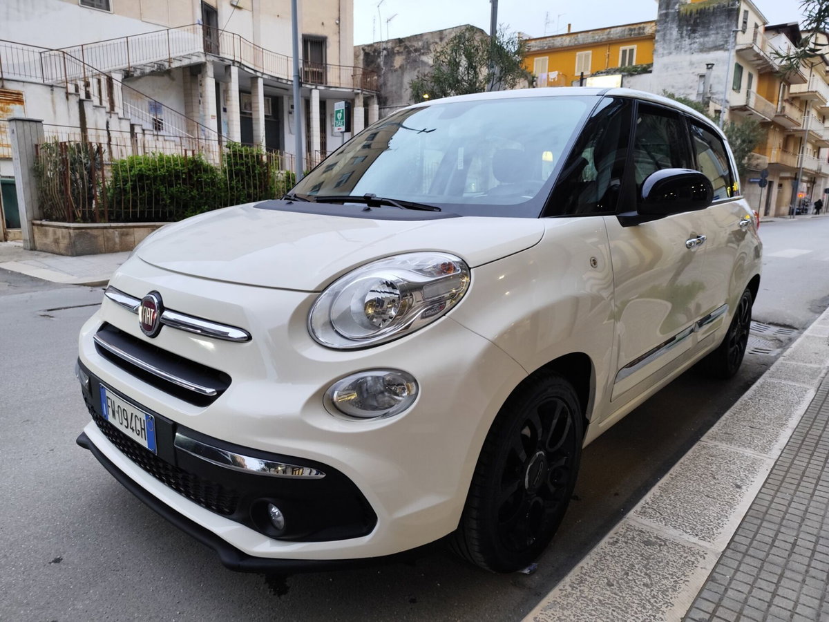 Fiat 500L 1.6 Multijet 120 CV Mirror (3)