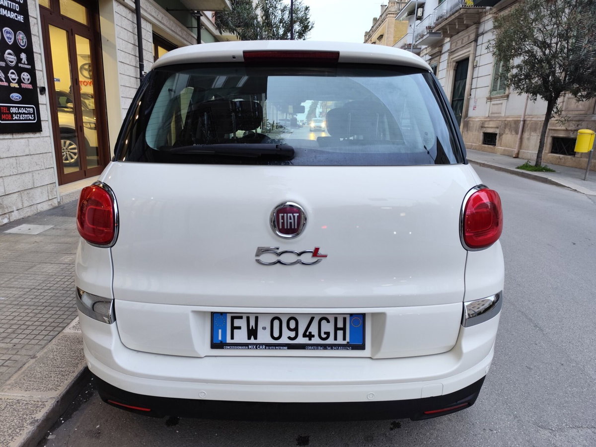 Fiat 500L 1.6 Multijet 120 CV Mirror (8)