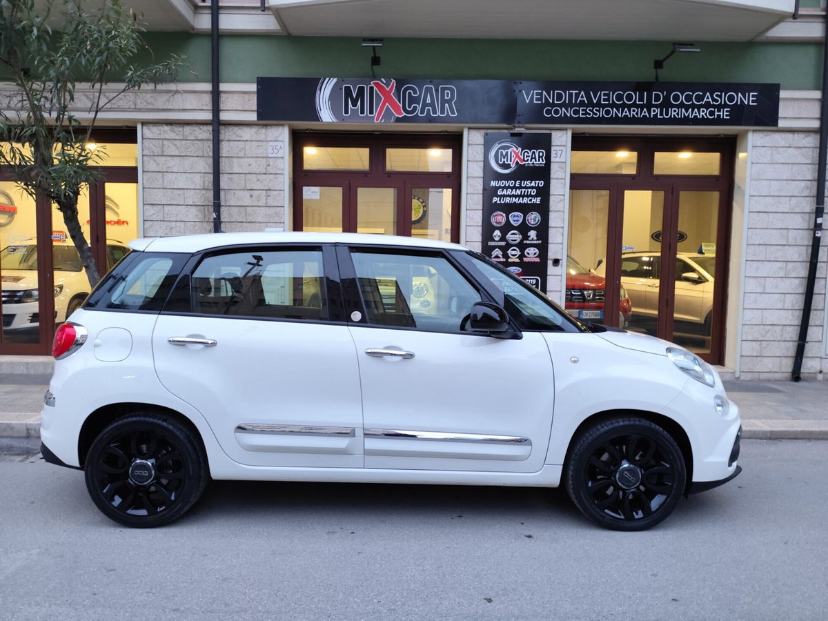 Fiat 500L 1.6 Multijet 120 CV Mirror (9)