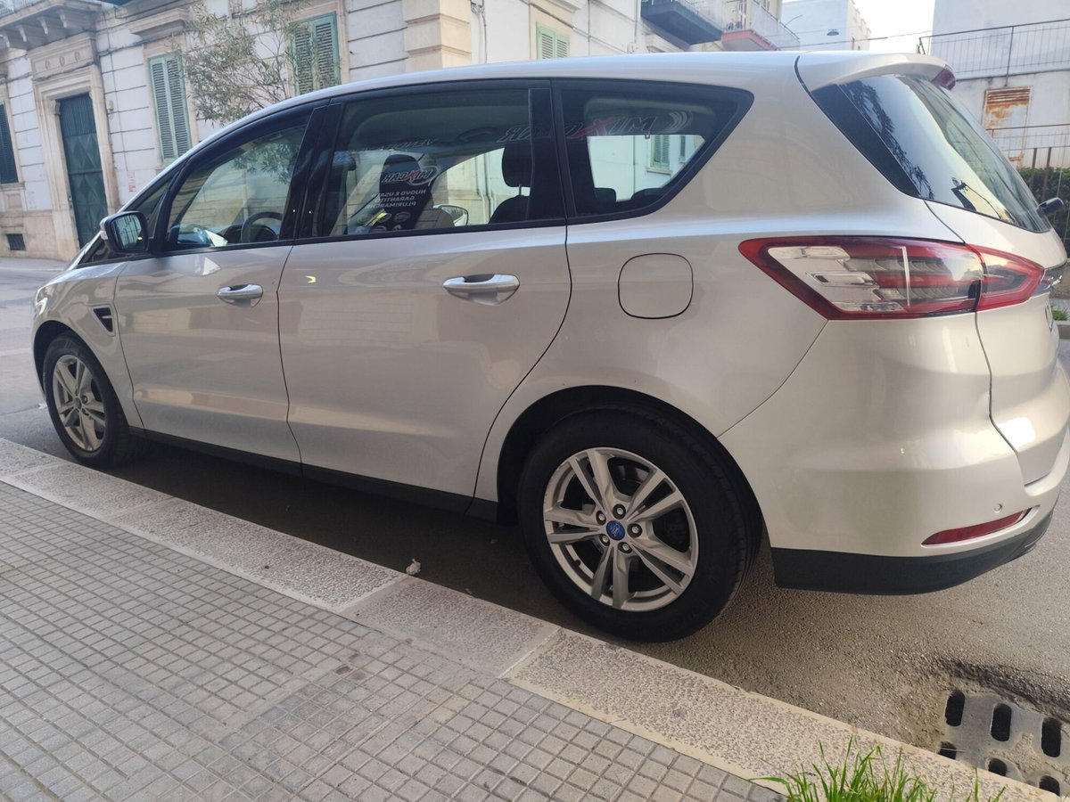 Ford S-Max 2.0 TDCi 150CV Start&Stop Titanium Business (5)