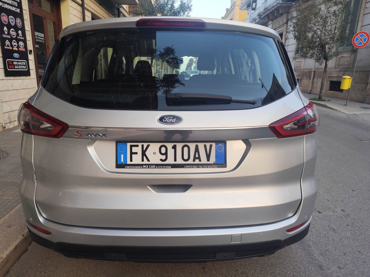 Ford S-Max 2.0 TDCi 150CV Start&Stop Titanium Business (7)