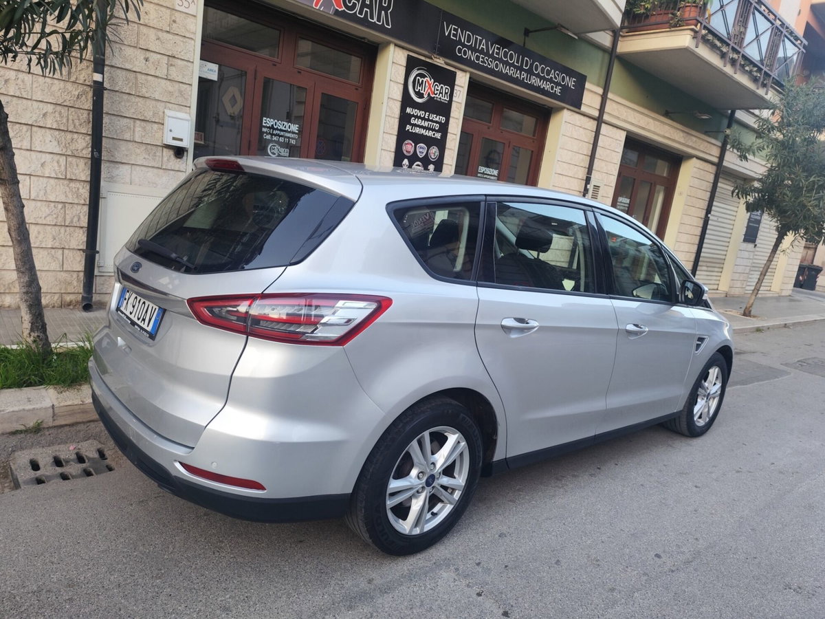 Ford S-Max 2.0 TDCi 150CV Start&Stop Titanium Business (9)