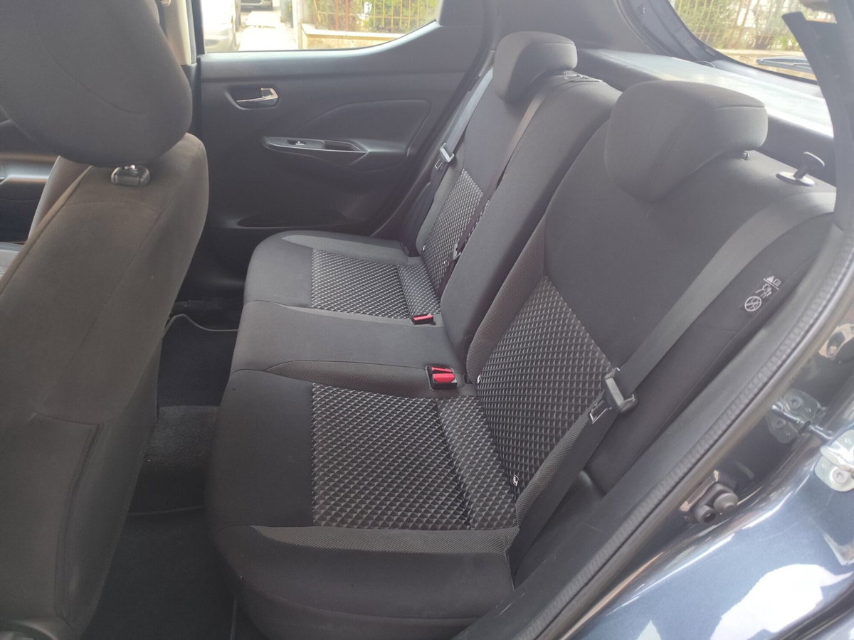 Nissan Micra IG-T 92 Xtronic 5 porte Acenta (18)