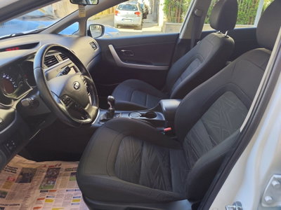 Kia Ceed Sport Wagon 1.6 CRDi 115 CV SW Pure (12)