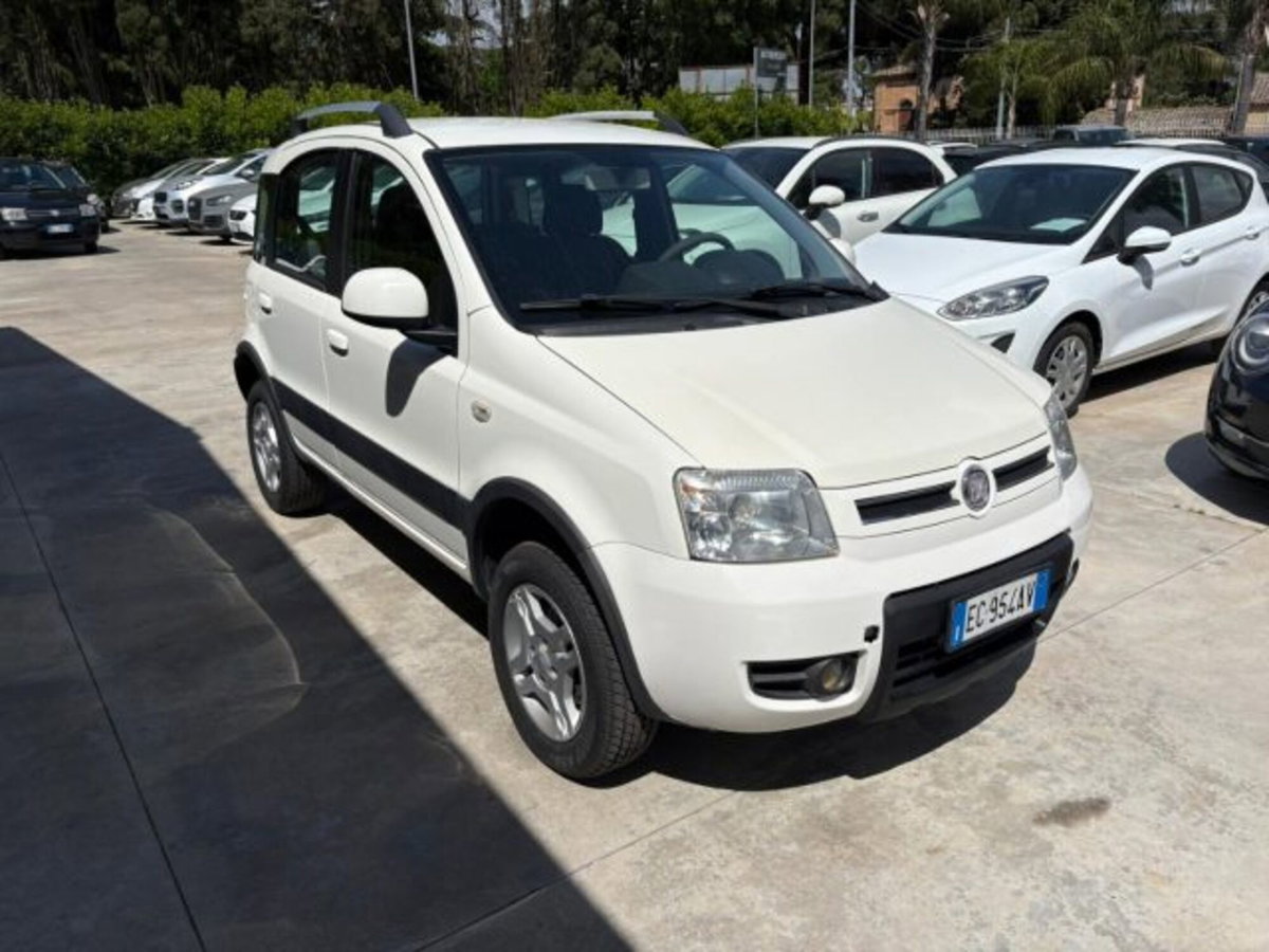 Fiat Panda 1.3 MJT 16V 4x4 Climbing (3)